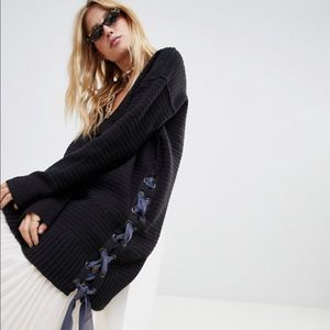 Free people Heart it Lace up sweater NWT